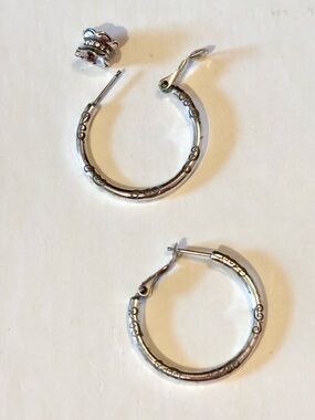 🆕Listing! Brighton Small Hoop Charm earrings Silver Hold charms, beads Fit minis